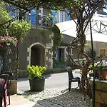 Hotel De Goujounac