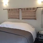 De